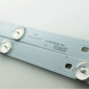 TV подсветка Akai 2201-mb32030-0601rv4 mz4b15b5 s6711 LEA-32H50P (2шт Б/У)