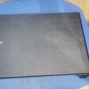Крышка верхняя (матрицы) TFQ3QZRTLAT N00158030886 EAZRT00301A Acer Aspire E5-573G