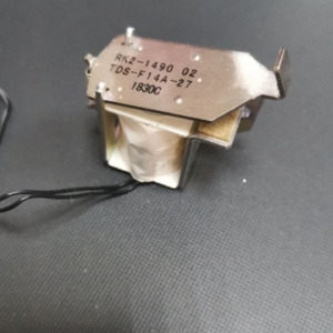 RK2-1490-000 | RK2-1490 Соленоид привода захвата лотка для HP LJ P3005 / M3027 / M3035 / M525/M521