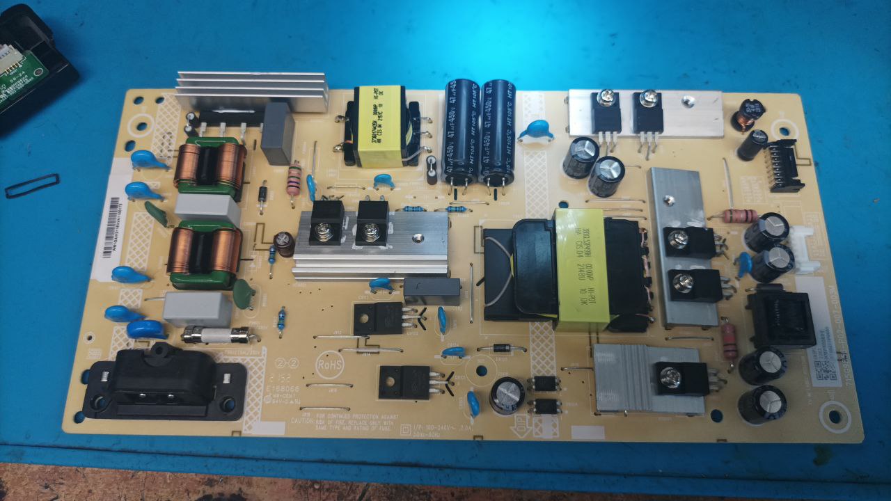 715G9856-P02-007-003M блок питания от Xiaomi L50M5-5ARU