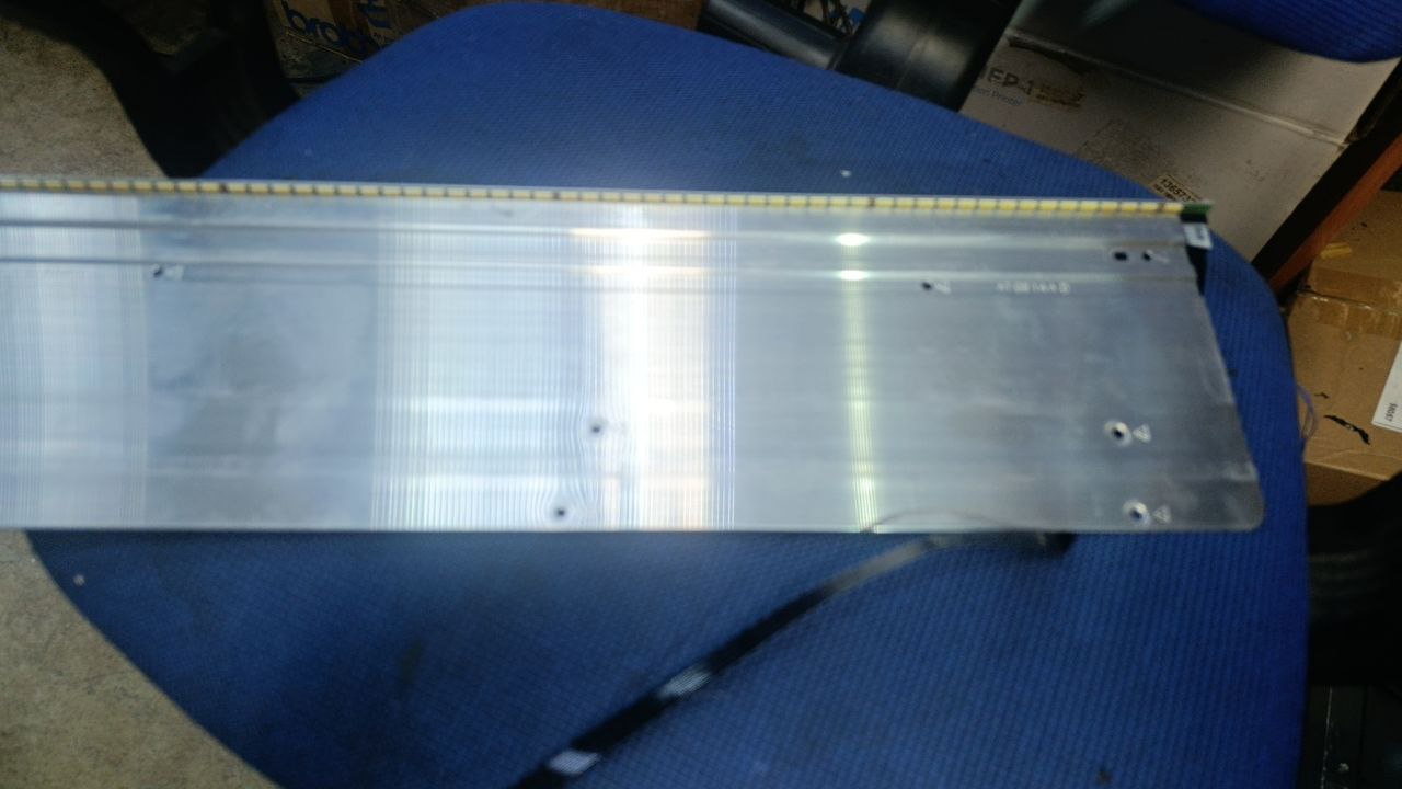 42" V13 Edge REW0.3 2 6920L-0001C 6922L-0062A V1B Right подсветка БУ от LG 42LA644V